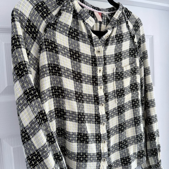 PILCRO Plaid Button Front Blouse Black Cream Lightweight Top Small Anthropologie - Picture 3 of 12
